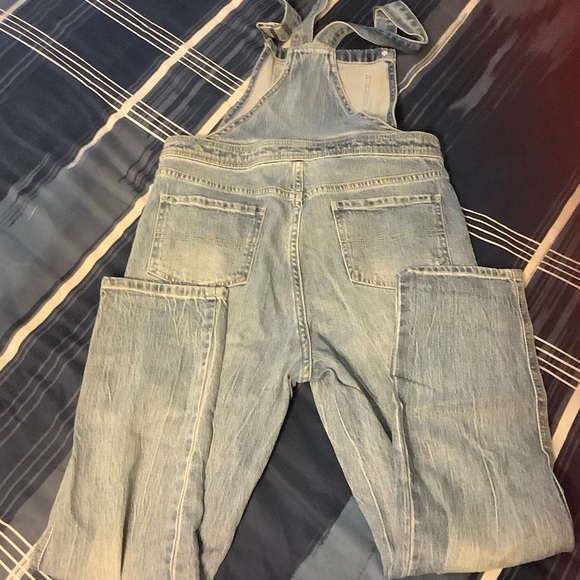 Cat & Jack Light Blue Denim Overalls - Picture 6 of 8